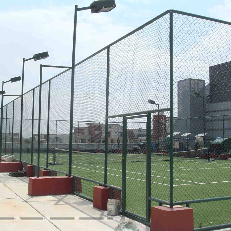 雄豐 實體廠家現貨供應 學校操場護欄網 球場圍欄網  可提供安裝